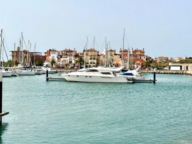 Gatu Sherry, Junto Puerto Deportivo Y Playa " Preferente Mayores De 25 Anos Y Familias " El Puerto de Santa María Extérieur photo